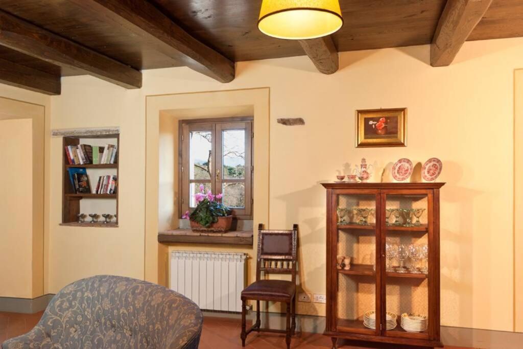 Villa Liz Tuscany, Private Pool, Hot Tub, Property Fenced, Pets Allowed Poppi Exterior photo